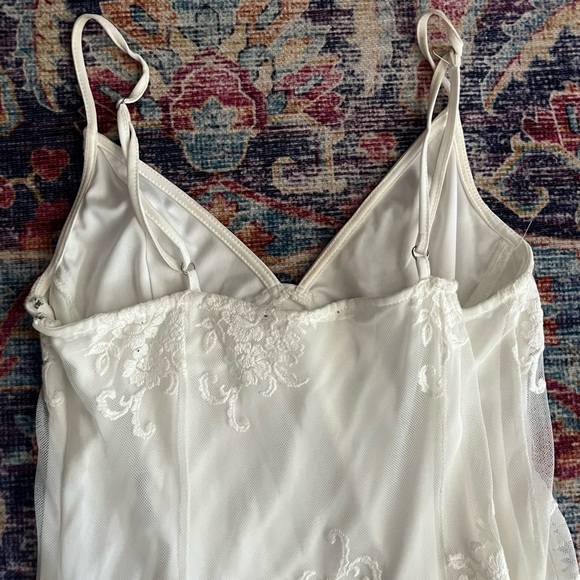 💥4/$20 BUNDLE White Lace Mini Dress Women or Juniors Small - Picture 4 of 5